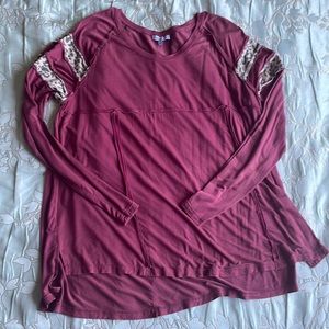 Cute White Birch top size Small. Worn only once